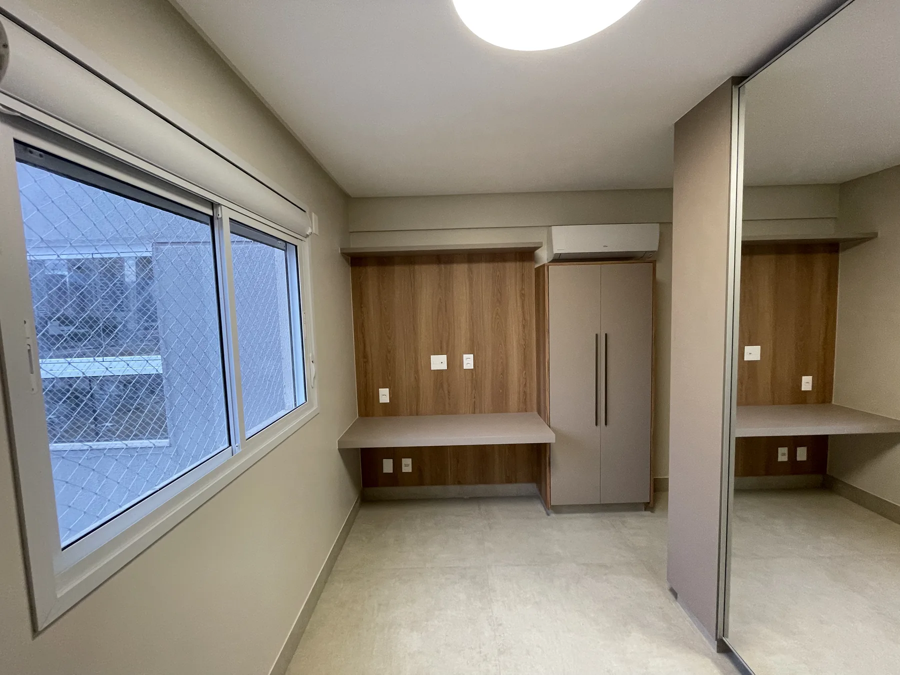 Quarto residencial finalizado